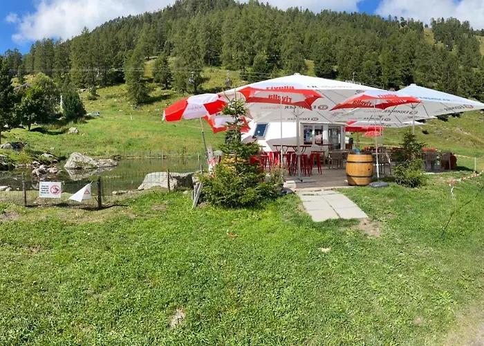 Chez Chantal Aparthotel 3*